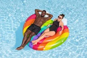 Rainbow Dreams Pool Island - Image 2