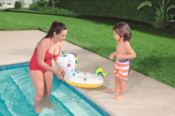 Animal shaped swim rings - Image 4